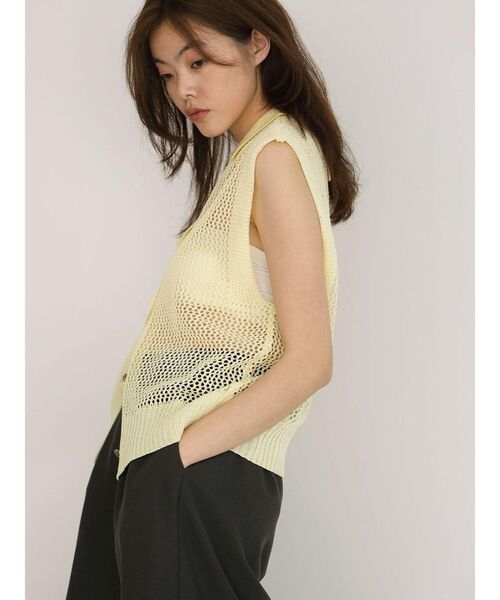FIKA.(フィーカ)の「2way collared mesh knit top(ニット/セーター・レディース・アイボリー/ブラック/ダークブラウン・MEDIUM)」の14枚目の写真