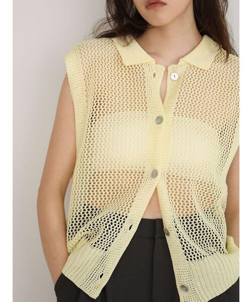 FIKA.(フィーカ)の「2way collared mesh knit top(ニット/セーター・レディース・アイボリー/ブラック/ダークブラウン・MEDIUM)」の1枚目の写真