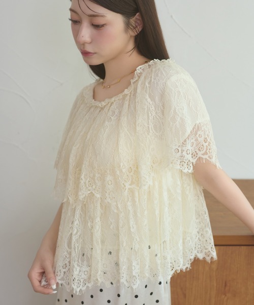 Ambre Neige(アンブルネージュ)の「lace tiered blouse / レースティアードブラウス(シャツ/ブラウス・レディース・オフホワイト/アイボリー・FREE)」の1枚目の写真
