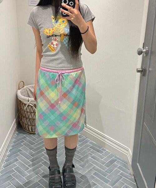 SINOON(シヌーン)の「Patchwork Beads Cat T-Shirt (Melange Grey)(Tシャツ/カットソー・レディース・チャコールグレー・FREE)」の2枚目の写真