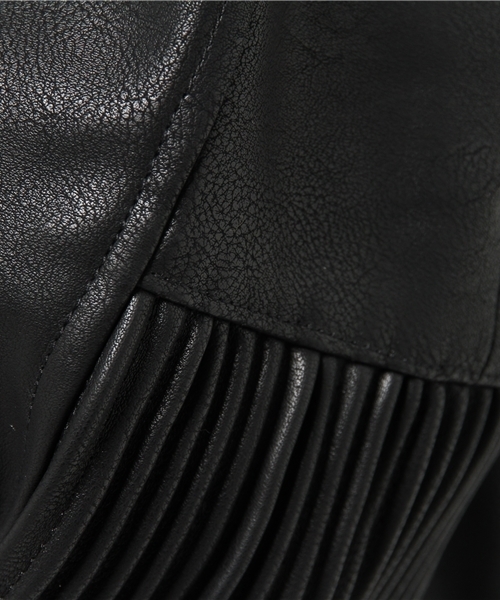 OUTLET(アウトレット)の「【IKUMI】FAKELEATHERJACKET(その他アウター・レディース・ブラック・FREE)」の12枚目の写真