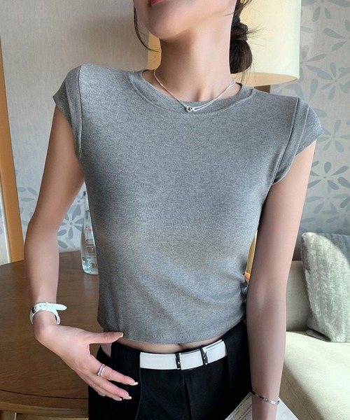 by LEGNA(バイレグナ)の「大人リブフレンチスリーブトップス(Tシャツ/カットソー・レディース・ブラック/グレー・LARGE/SMALL/MEDIUM)」の3枚目の写真