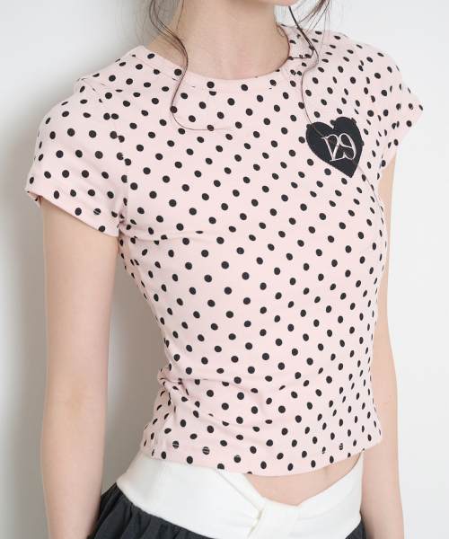 ILLIGO（イリゴ）の「129ドットフィッテッドTシャツピンクドット（Tシャツ/カットソー・レディース・その他・OS）」の2枚目の写真