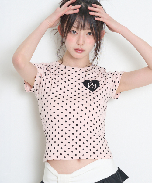 ILLIGO（イリゴ）の「129ドットフィッテッドTシャツピンクドット（Tシャツ/カットソー・レディース・その他・OS）」の3枚目の写真