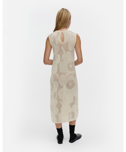 marimekko（マリメッコ）の「Luonnos Unikko / knit dress（ワンピース・レディース・ホワイト・SMALL/LARGE/MEDIUM）」の3枚目の写真
