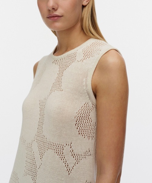 marimekko（マリメッコ）の「Luonnos Unikko / knit dress（ワンピース・レディース・ホワイト・SMALL/LARGE/MEDIUM）」の4枚目の写真
