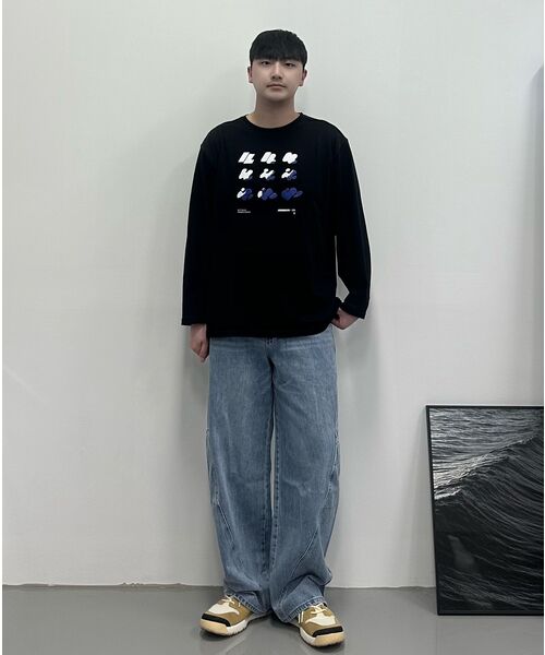 LUNDY(ランディ)の「カーブラインワイドデニム - 薄い青(デニムパンツ・メンズ・ブルー系その他・3/2/1)」の7枚目の写真