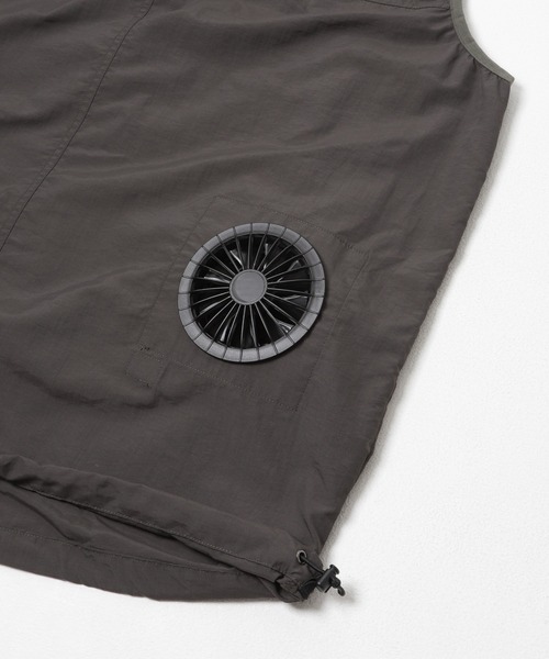 URBAN RESEARCH Sonny Label(アーバンリサーチサニーレーベル)の「COOLING FAN STAND VEST(ベスト・メンズ・ブラック/チャコールグレー・SMALL/MEDIUM/LARGE)」の15枚目の写真