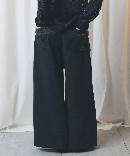 HALF DEVIL US（ハーフデビルアス）の「ベルト付きワイドパンツ_ネイビー（その他パンツ・レディース・その他・SMALL/MEDIUM）」の7枚目の写真