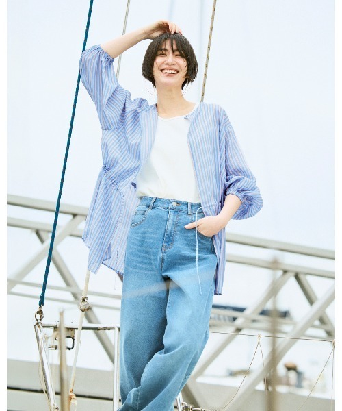 DoCLASSE( ドゥクラッセ)の「シアーロングシャツ・インナータンクセット(シャツ/ブラウス・レディース・ダークブラウン/ブルー/ストーン/ライトブルー/ブラック/オリーブ/アイボリー・LL/3L/S/M/L)」の7枚目の写真