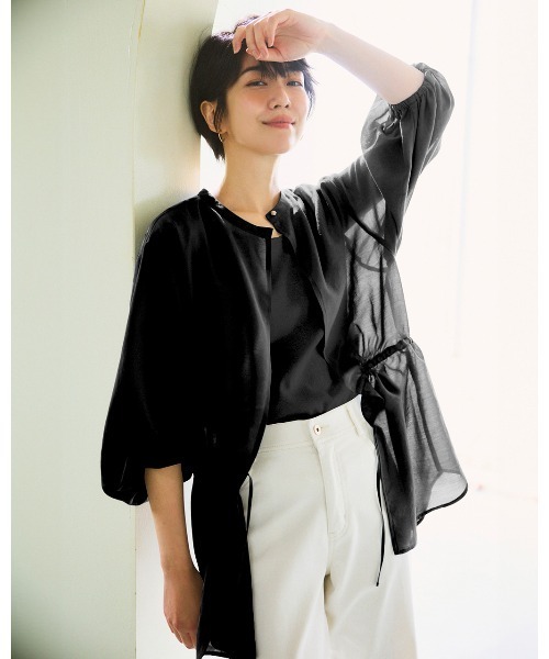 DoCLASSE( ドゥクラッセ)の「シアーロングシャツ・インナータンクセット(シャツ/ブラウス・レディース・ダークブラウン/ブルー/ストーン/ライトブルー/ブラック/オリーブ/アイボリー・LL/3L/S/M/L)」の1枚目の写真