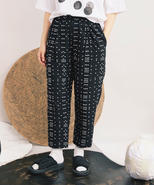 yuni(ユニ )の「△R/Ny/L memory dot 刺繍 cropped pants(その他パンツ・レディース・その他・FREE)」の1枚目の写真