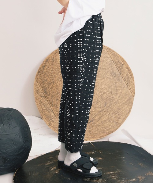 yuni(ユニ )の「△R/Ny/L memory dot 刺繍 cropped pants(その他パンツ・レディース・その他・FREE)」の10枚目の写真