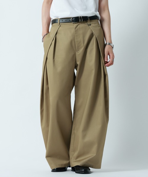 RAGEBLUE(レイジブルー)の「SMART INTUCK WIDE CHINO SLACKS/スマートインタックワイドチノスラックス(スラックス・メンズ・ベージュ/ブラック・LARGE/MEDIUM)」の1枚目の写真