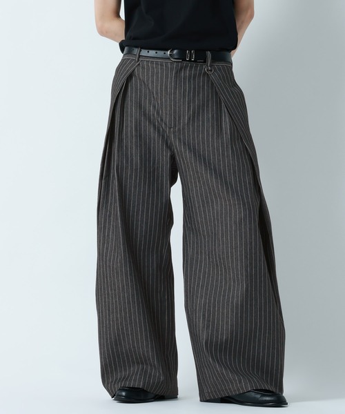 RAGEBLUE(レイジブルー)の「SMART INTUCK WIDE CHINO SLACKS/スマートインタックワイドチノスラックス(スラックス・メンズ・ベージュ/ブラック・LARGE/MEDIUM)」の2枚目の写真