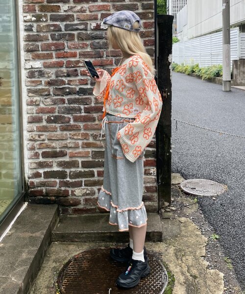 HELLO.SANFRANCISCO（ハローサンフランシスコ）の「【HELLO.SANFRANCISCO】2WAYフラワーシアー刺繍ボレロ（カーディガン/ボレロ・レディース・ホワイト/ブラック/イエロー・ONE SIZE）」の10枚目の写真