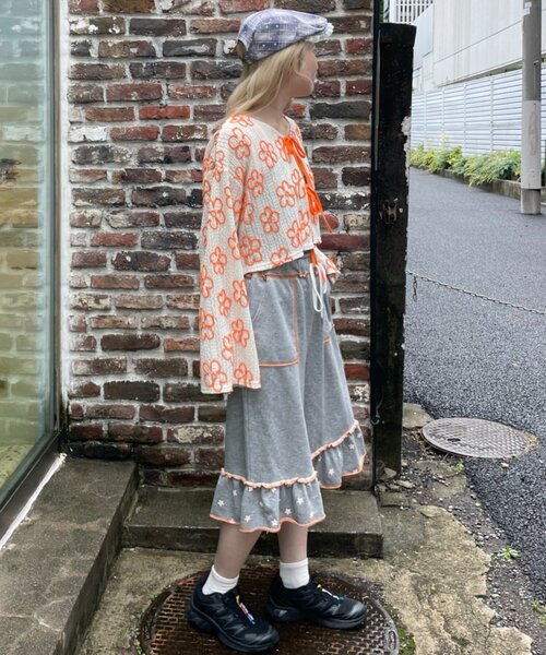 HELLO.SANFRANCISCO（ハローサンフランシスコ）の「【HELLO.SANFRANCISCO】2WAYフラワーシアー刺繍ボレロ（カーディガン/ボレロ・レディース・ホワイト/ブラック/イエロー・ONE SIZE）」の12枚目の写真
