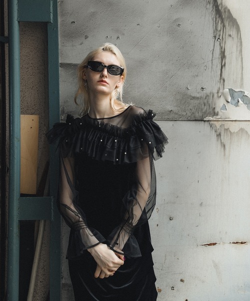 et.UNiVER(エトユニベール)の「Tulle cape dress(ドレス・レディース・ブルーグレー/ブラック×ベージュ/オリーブ・SMALL/MEDIUM/LARGE)」の12枚目の写真