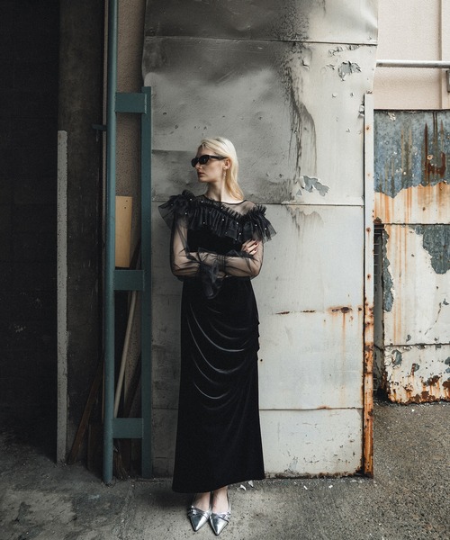 et.UNiVER(エトユニベール)の「Tulle cape dress(ドレス・レディース・ブルーグレー/ブラック×ベージュ/オリーブ・SMALL/MEDIUM/LARGE)」の9枚目の写真