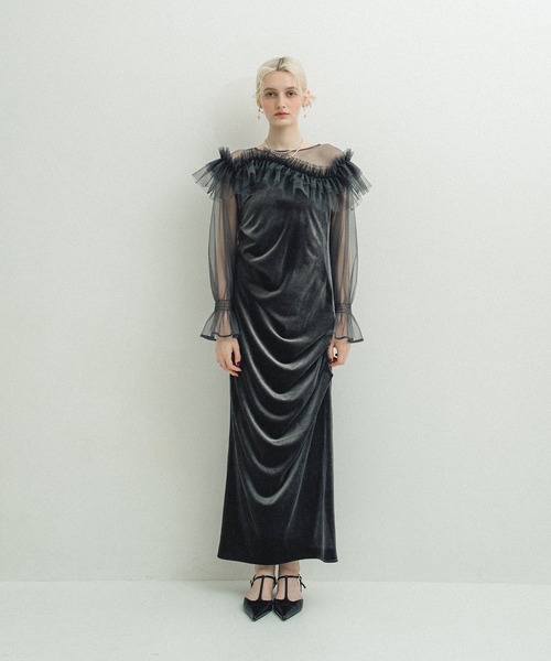 et.UNiVER(エトユニベール)の「Tulle cape dress(ドレス・レディース・ブルーグレー/ブラック×ベージュ/オリーブ・SMALL/MEDIUM/LARGE)」の14枚目の写真