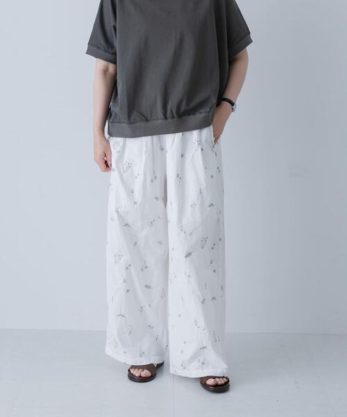 かぐれ(カグレ)の「ドローイング刺繍パンツ(その他パンツ・レディース・ブラック/オフホワイト・FREE)」の14枚目の写真