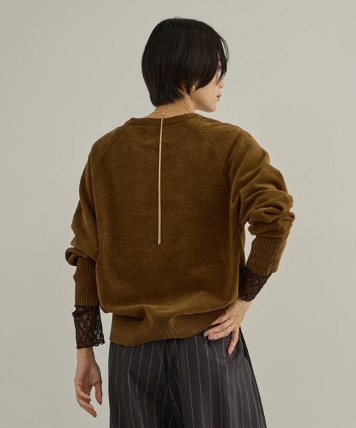 SALON adam et rope'(サロン アダム エ ロペ)の「【CreamyCotton (クリーミーコットン)】クロップドプルオーバー / セットアップ対応(ニット/セーター・レディース・ブラック/オフホワイト/キャメル・FREE)」の19枚目の写真