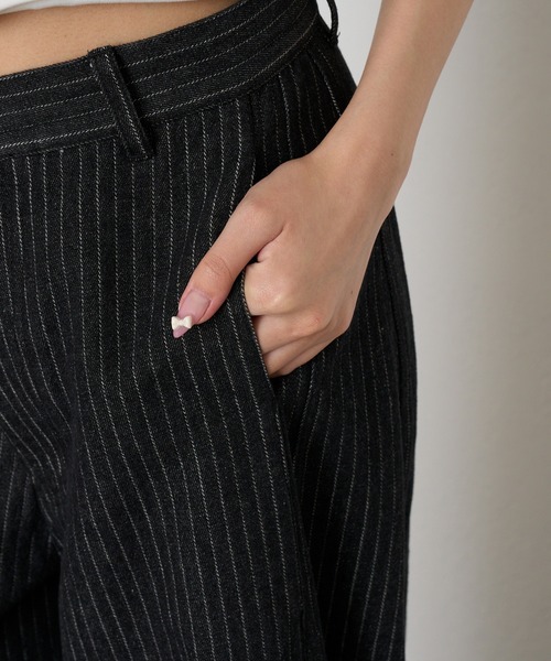 RAY CASSIN(レイカズン)の「【EC限定リバイバル】バレルデザインデニムパンツ(デニムパンツ・レディース・ネイビー/ブラック/ブルー系その他2・M/S)」の5枚目の写真