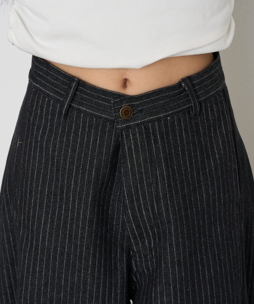 RAY CASSIN(レイカズン)の「【EC限定リバイバル】バレルデザインデニムパンツ(デニムパンツ・レディース・ネイビー/ブラック/ブルー系その他2・M/S)」の8枚目の写真