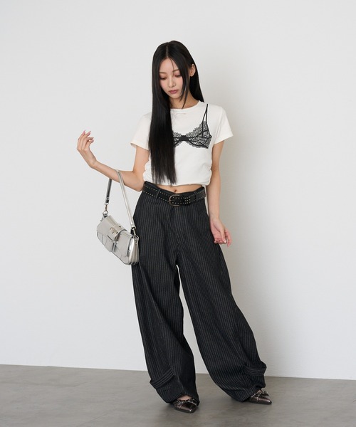 RAY CASSIN(レイカズン)の「【EC限定リバイバル】バレルデザインデニムパンツ(デニムパンツ・レディース・ネイビー/ブラック/ブルー系その他2・M/S)」の21枚目の写真