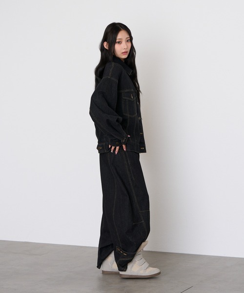 RAY CASSIN(レイカズン)の「【EC限定リバイバル】バレルデザインデニムパンツ(デニムパンツ・レディース・ネイビー/ブラック/ブルー系その他2・M/S)」の16枚目の写真