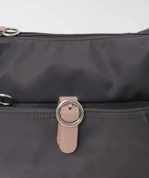 MK MICHEL KLEIN（エムケーミッシェルクラン）の「[撥水/軽量]レザーポイントナイロンショルダーバッグ（ショルダーバッグ・レディース・グレー/グリーン/ボルドー/キナリ・00）」の15枚目の写真