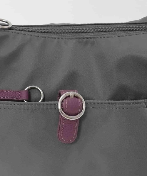 MK MICHEL KLEIN（エムケーミッシェルクラン）の「[撥水/軽量]レザーポイントナイロンショルダーバッグ（ショルダーバッグ・レディース・グレー/グリーン/ボルドー/キナリ・00）」の17枚目の写真