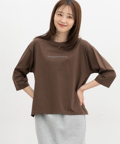 Honeys(ハニーズ)の「7分袖ロゴ刺繍Tシャツ(Tシャツ/カットソー・レディース・ピンク系その他2/マスタード/ブラウン/ブラック/オフホワイト・L/M)」の3枚目の写真