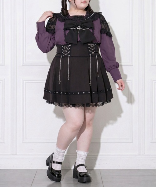 DearMyLoveWhip(ディアマイラブホイップ)の「チェーンレースアップハトメテープ十字架レースプリーツスカート(スカート・レディース・レッド/ブラック・6L/5L/4L)」の3枚目の写真