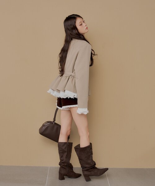 Chico(チコ)の「ワイドスラウチーミドルブーツ(ブーツ・レディース・ベージュ/ブラック/ブラウン・MEDIUM/LARGE/SMALL)」の17枚目の写真