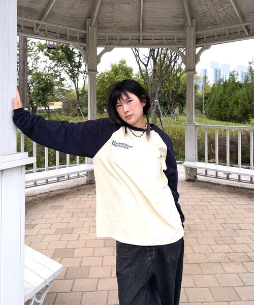 mydeepbluememories(マイディープブルーメモリーズ)の「Mm Symbol Logo Raglan Tee (YELLOW/NAVY)(Tシャツ/カットソー・レディース・イエロー×ブラック・WOMENS/MENS)」の5枚目の写真