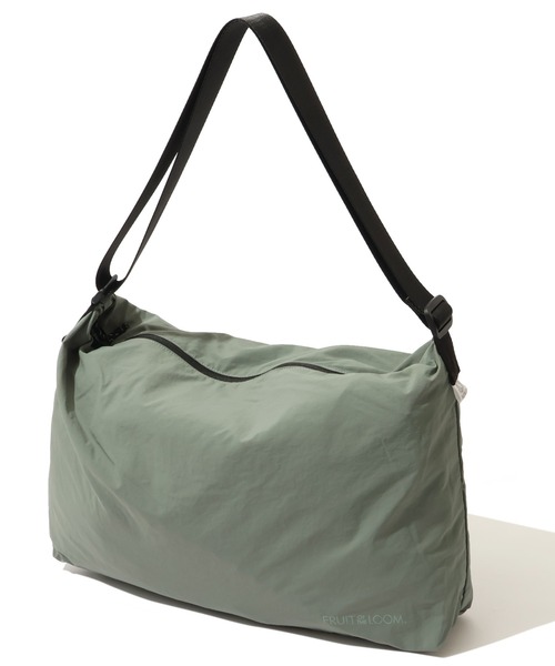 FRUIT OF THE LOOM（フルーツオブザルーム）の「【FRUIT OF THE LOOM/フルーツオブザルーム】EX BIG SHOULDER BAG/ショルダーバッグ（ショルダーバッグ・メンズ・エンジ/ライトグレー/インディゴブルー/ブラック/チャコールグレー・FREE）」の8枚目の写真