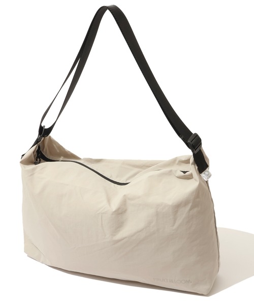 FRUIT OF THE LOOM（フルーツオブザルーム）の「【FRUIT OF THE LOOM/フルーツオブザルーム】EX BIG SHOULDER BAG/ショルダーバッグ（ショルダーバッグ・メンズ・エンジ/ライトグレー/インディゴブルー/ブラック/チャコールグレー・FREE）」の10枚目の写真