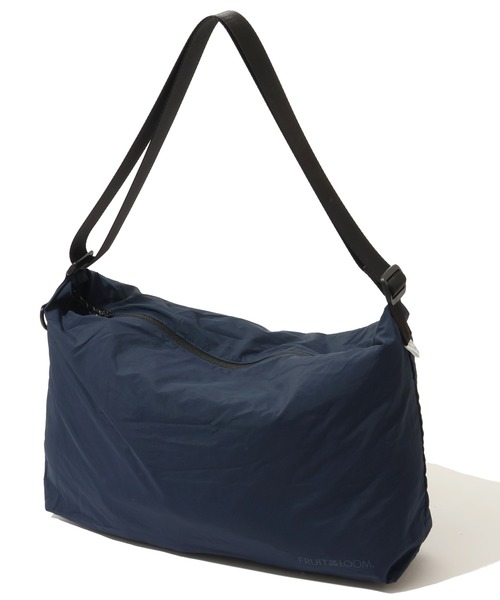 FRUIT OF THE LOOM（フルーツオブザルーム）の「【FRUIT OF THE LOOM/フルーツオブザルーム】EX BIG SHOULDER BAG/ショルダーバッグ（ショルダーバッグ・メンズ・エンジ/ライトグレー/インディゴブルー/ブラック/チャコールグレー・FREE）」の12枚目の写真