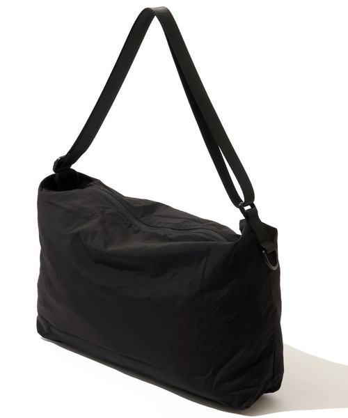 FRUIT OF THE LOOM（フルーツオブザルーム）の「【FRUIT OF THE LOOM/フルーツオブザルーム】EX BIG SHOULDER BAG/ショルダーバッグ（ショルダーバッグ・メンズ・エンジ/ライトグレー/インディゴブルー/ブラック/チャコールグレー・FREE）」の16枚目の写真