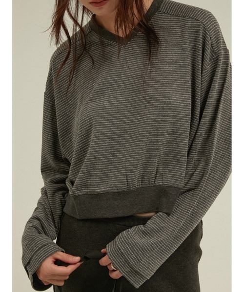 LA PEAU DE GEM(ラポドゥジェム)の「Vネックボーダーカットソー ブリティッシュミリタリーボーダー / 【 LA PEAU DE GEM 】 british military border(Tシャツ/カットソー・レディース・ブラック/グレー・FREE)」の4枚目の写真