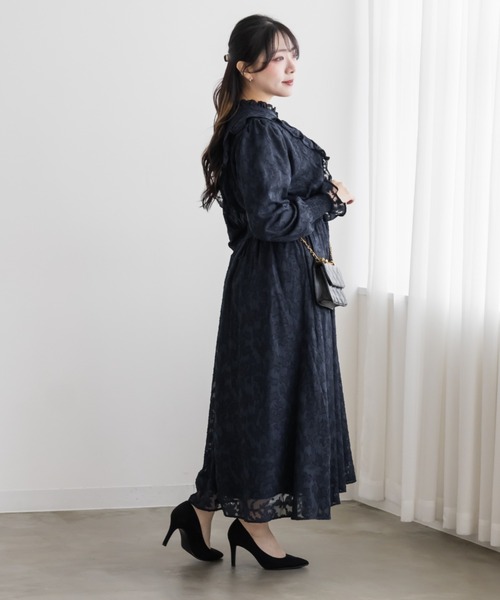 CLETTE（クレット）の「シアー花柄長袖フリルワンピース（ワンピース・レディース・ブルー/ネイビー/ピンク・4L/3L/LL）」の6枚目の写真