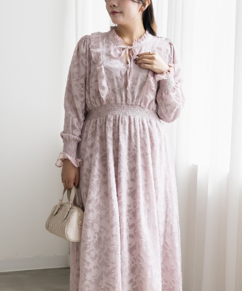 CLETTE（クレット）の「シアー花柄長袖フリルワンピース（ワンピース・レディース・ブルー/ネイビー/ピンク・4L/3L/LL）」の10枚目の写真