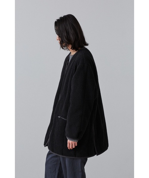 YLEVE(イレーヴ)の「LAVENHAM × YLEVE / COLLARLESS ZIP CO(ダウンジャケット/コート・メンズ・ブラック/カーキ・3/4)」の15枚目の写真