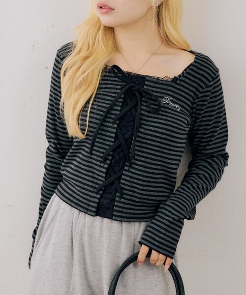 continuer de NICE CLAUP(コンティニューデナイスクラップ)の「レースアップドッキングPO(Tシャツ/カットソー・レディース・その他12/アイボリー/ブラック/ボルドー・FREE)」の4枚目の写真