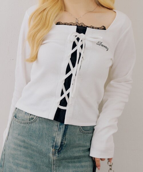 continuer de NICE CLAUP(コンティニューデナイスクラップ)の「レースアップドッキングPO(Tシャツ/カットソー・レディース・その他12/アイボリー/ブラック/ボルドー・FREE)」の5枚目の写真