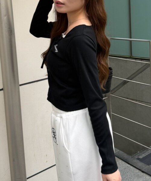 continuer de NICE CLAUP(コンティニューデナイスクラップ)の「レースアップドッキングPO(Tシャツ/カットソー・レディース・その他12/アイボリー/ブラック/ボルドー・FREE)」の13枚目の写真