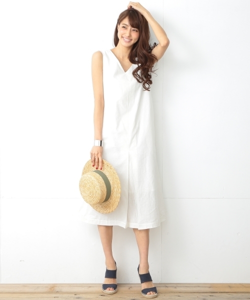 B:MING by BEAMS(ビーミングバイビームス)の「【VERY5月号掲載】ビーミング by ビームス / リネンVネックワンピース(ワンピース・レディース・ホワイト/ブラック・SMALL/MEDIUM)」の17枚目の写真