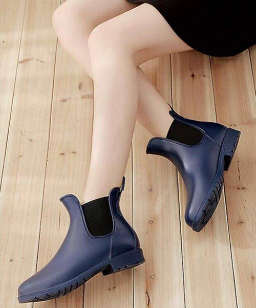 aimoha（アイモハ）の「サイドゴアショートレインブーツ（レインシューズ・レディース・ブラック/ネイビー/ベージュ・23/24.5/23.5/25/24）」の3枚目の写真