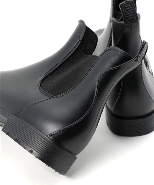 aimoha（アイモハ）の「サイドゴアショートレインブーツ（レインシューズ・レディース・ブラック/ネイビー/ベージュ・23/24.5/23.5/25/24）」の7枚目の写真